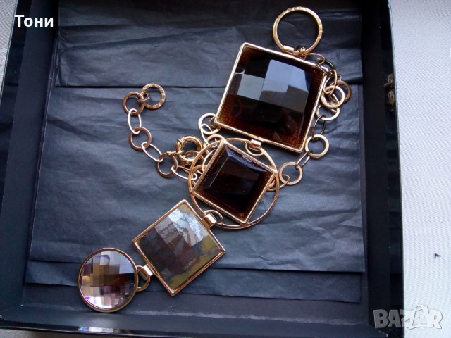  Стилно колие Dyrberg/Kern със големи камъни  Swarowski, снимка 12 - Колиета, медальони, синджири - 26110532