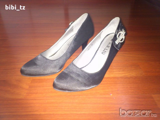 Елегантни дамски обувки, снимка 1 - Дамски обувки на ток - 11252711