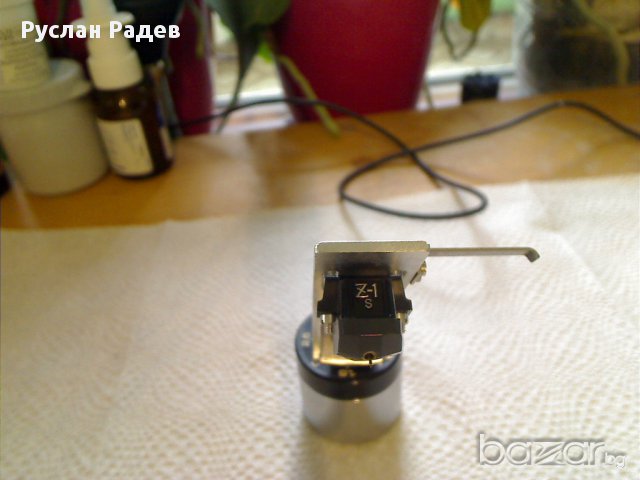  Продавам маркови дози с иглички и шелове за грамофони, снимка 9 - Други - 11187265