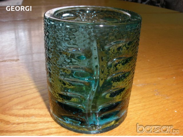 стъклена вазичка, снимка 4 - Антикварни и старинни предмети - 18884760