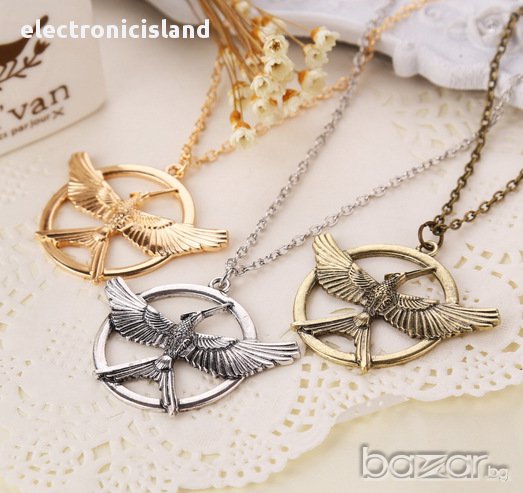 Колие от филма Игрите на глада 3 Сойка присмехулка Hunger Games Mockingjay,цвят старо злато и злато, снимка 1