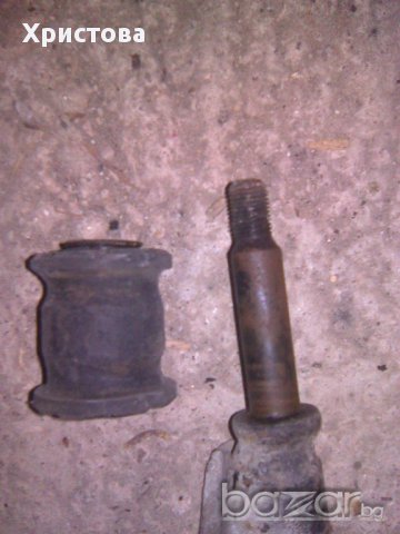 Носач преден десен 4806820150 Корола,Карина/Corolla,Carina 1983-1987 , снимка 2 - Части - 11960874