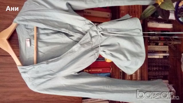 Зелена риза с колан, снимка 2 - Ризи - 19938399