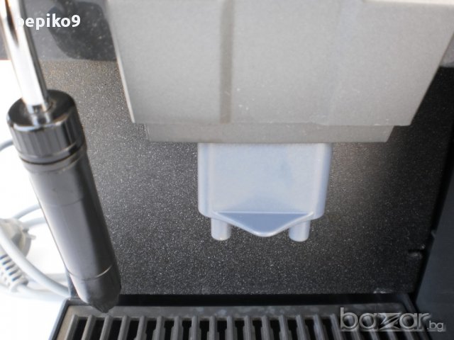 Продавам кафемашини внос от Германия,робот пълен автомат SAECO MADIC DE LUX, снимка 6 - Кафемашини - 14453375