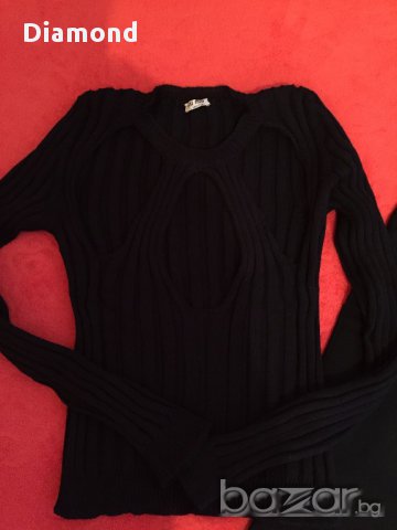 100 % Miu Miu оригинален дамски пуловер / подарък пола 100% Valentino, снимка 4 - Блузи с дълъг ръкав и пуловери - 15735696