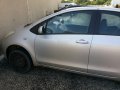 Toyota Yaris 1.0 vvti на части, снимка 3