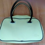 Lacoste оригинална дамска жълта чанта от PVC, снимка 1 - Чанти - 18393840