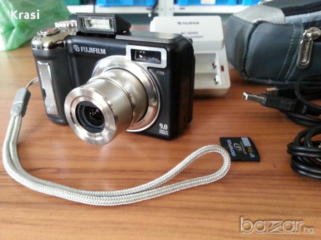 Фотоапарат Fujifilm E-900.(Бартер), снимка 3 - Фотоапарати - 15866892