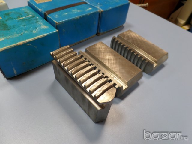  Челюсти За Универсал TOS ,ф315мм, снимка 4 - Други машини и части - 9580863