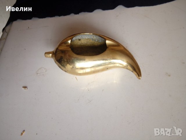 месингов пепелник