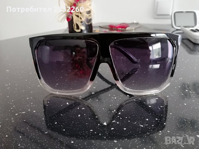 Очила с камъни , снимка 2 - Слънчеви и диоптрични очила - 25854414