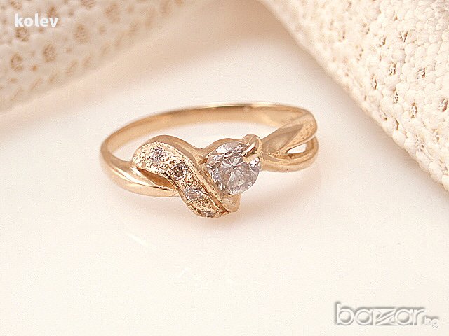 Златен пръстен с циркони -Петя- 2.05 грама, размер 50.5