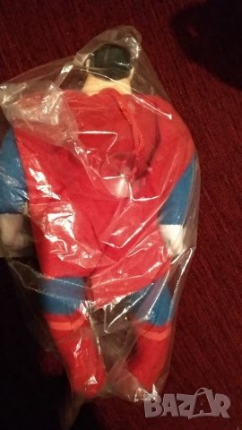 Супермен плюшен,29 см,, снимка 2 - Играчки за стая - 24447766