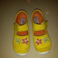 31 номер обувки момиче Superfit, снимка 1 - Детски маратонки - 19109187