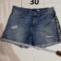 Къси секси дамски панталонки дънкови панталони за жени момичета дрехи облекло за горещо лято пролет , снимка 1 - Панталони - 26124667