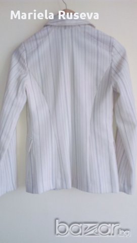 Дамско сако, снимка 3 - Сака - 17513251