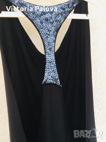 Идеален,много красив нестандартен потник BENETTON , снимка 9 - Потници - 25874848