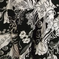 Красива рокля на volume one's, М, презрамки, цветя, бяло черна, снимка 4 - Рокли - 16333195
