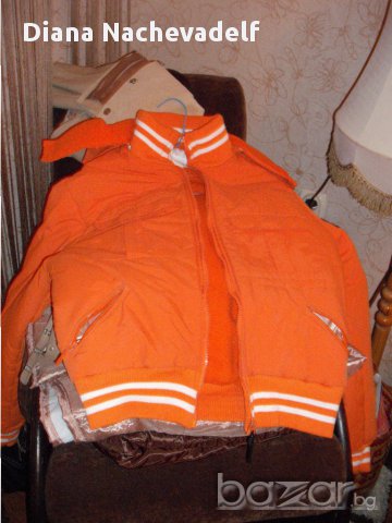 оранжево ватирано зимно яке