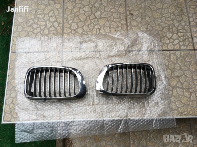 Предни радиаторни решетки за БМВ 3 серия Е46 , снимка 3 - Части - 23865940