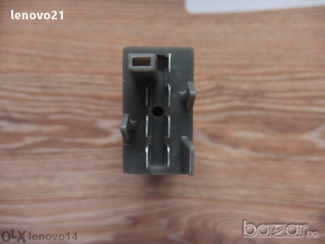 Ключ за Аварийни светлини за Skoda Octavia, снимка 2 - Части - 11585516