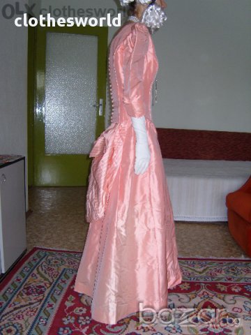 Бална рокля във викториански стил в коралов цвят, снимка 11 - Рокли - 11690435