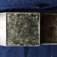 стар метален пепелник, снимка 3 - Антикварни и старинни предмети - 25912911
