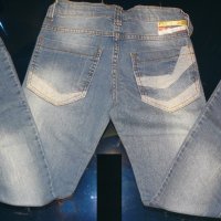 Дънки Cichlid - 8-9 години, снимка 1 - Детски панталони и дънки - 19607936