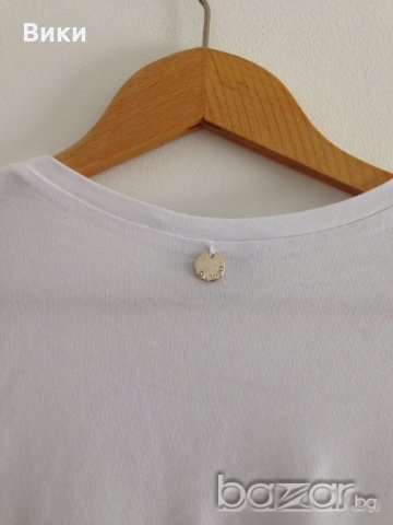 Liu jo оригинална бяла тениска с камъни, снимка 5 - Тениски - 21294080