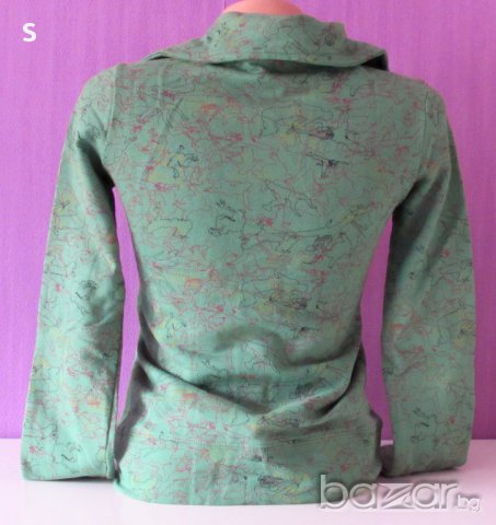 Суитшърт, снимка 3 - Блузи с дълъг ръкав и пуловери - 8377313