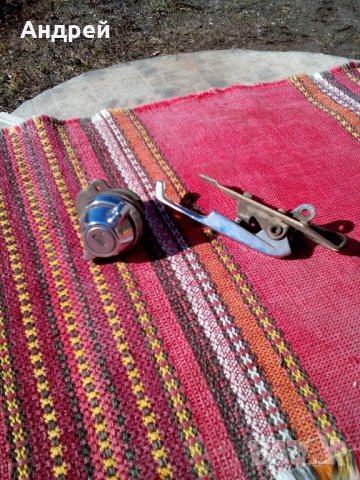 Ключалка,дръжка Волга, снимка 1 - Антикварни и старинни предмети - 24406002