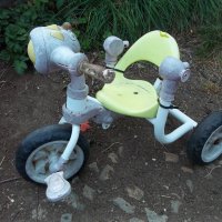 Детско колело триколка за части или ремонт, снимка 1 - Детски велосипеди, триколки и коли - 22650710