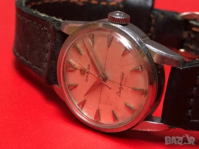 Дамски часовник Омега Omega Ladymatic Automatic, снимка 5 - Дамски - 24989853