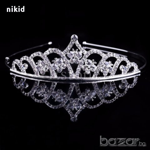 нежна корона с пеперуди и камъни диаманти дамска детска, снимка 1 - Аксесоари за коса - 17494544