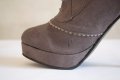Сиви дамски обувки с платформа и ток Furiezza, снимка 3