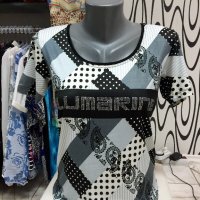 Дамска тениска Blumarine  2 цвята, снимка 1 - Тениски - 5854136