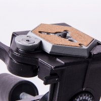 Manfrotto 029 глава за трипод 3D., снимка 5 - Чанти, стативи, аксесоари - 21184772