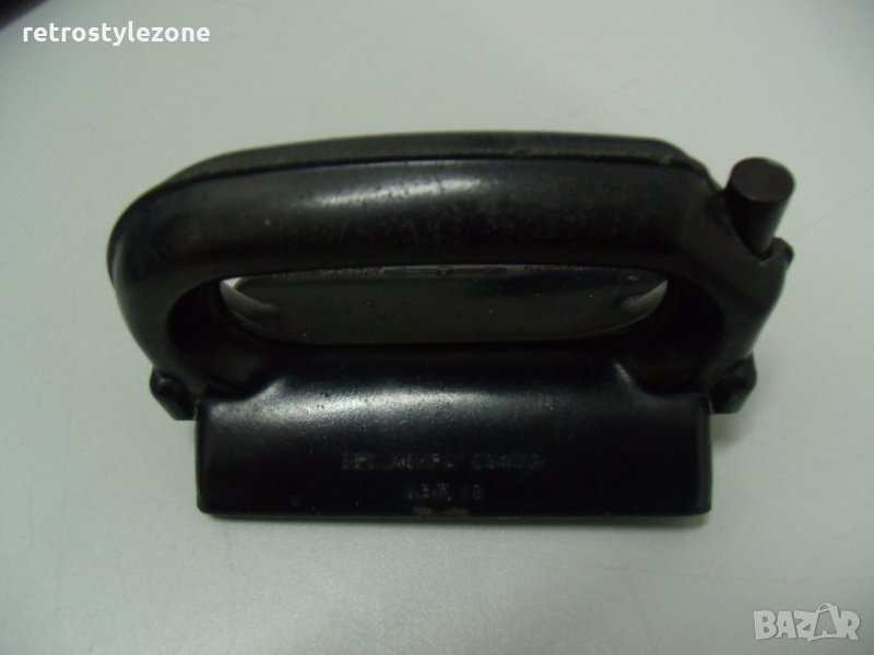 № 1450 стара бакелитова ръковхватка   - електричарска / за предпазители /  - ЗЕС Искра София   - соц, снимка 1