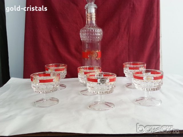 Гарафа и чаши с златни кантове  италия маркиран, снимка 9 - Антикварни и старинни предмети - 20688925