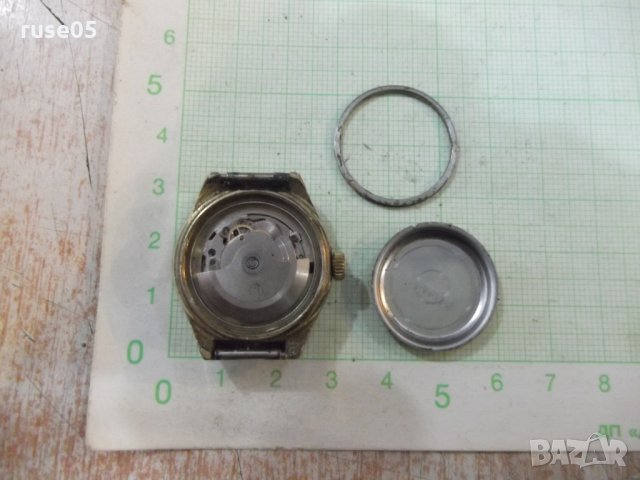 Часовник "Luch" автомат дамски ръчен съветски работещ, снимка 4 - Дамски - 23659946