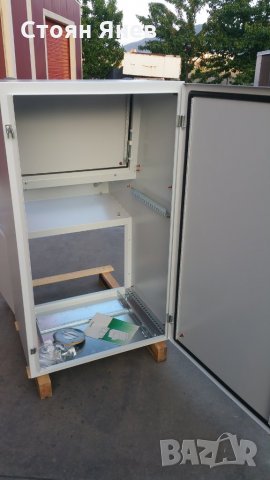 Електрическо командно табло - Schneider, снимка 10 - Други машини и части - 25385645