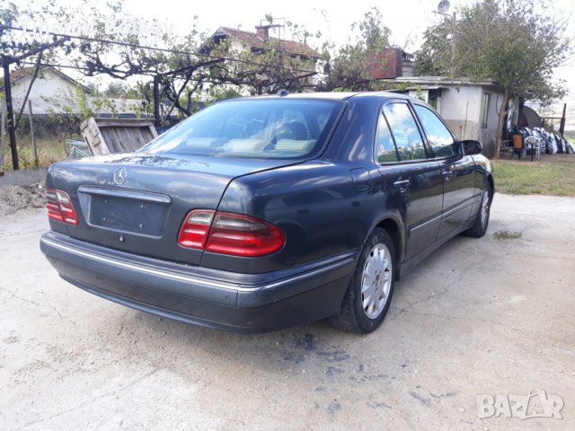 Мерцедес Е270 ЦДИ на части, снимка 4 - Автомобили и джипове - 22872754