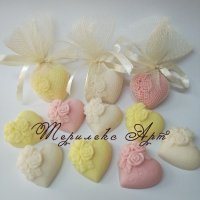 Ароматни сапуни сърце с рози-подаръци за гости, снимка 2 - Кетъринг - 20763925