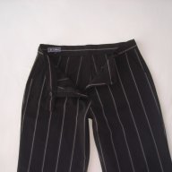 Дамски черен панталон в рае, М , снимка 1 - Панталони - 18403062
