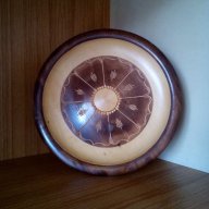 Декоративна дървена чиния с интарзия, снимка 1 - Декорация за дома - 12804289