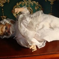  Ретро порцеланова кукла Promenade Collection Eugenie , снимка 3 - Колекции - 20908229