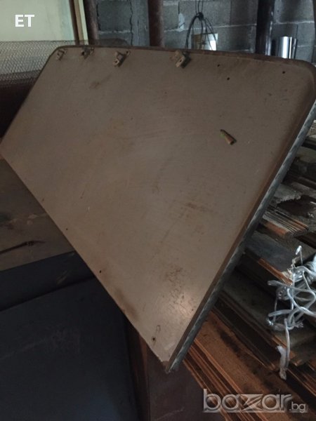 преграда за Мерцедес MB100, снимка 1