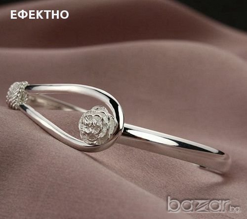 Масивна дамска сребърна гривна,с цвете., снимка 1
