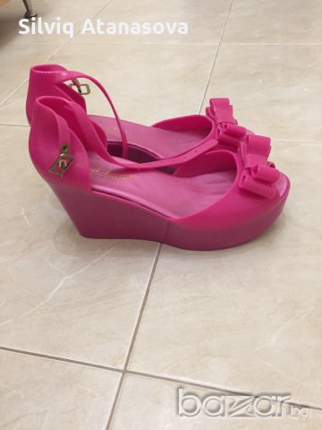 Розови сандалки, снимка 2 - Сандали - 21044188