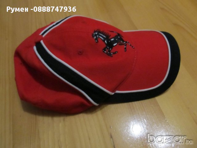 Оригинална червена шапка с черни линии  FERRARI , ферари . , снимка 4 - Шапки - 13777969